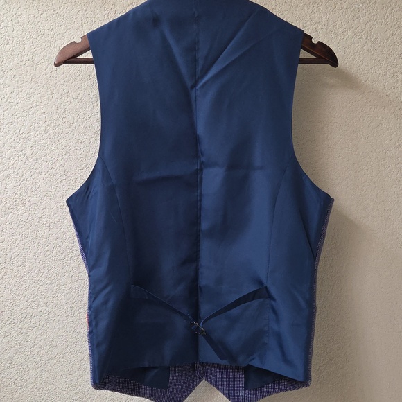ASOS Design Button Up Vest / Size Small - Picture 4 of 6